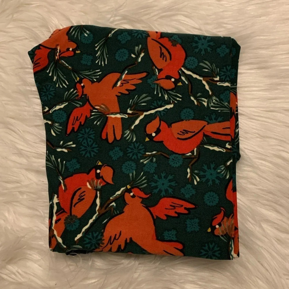 New! Women’s LuLaRoe Holiday Cardinal leggings OS - Picture 1 of 1